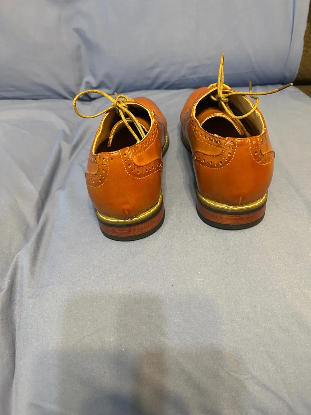 Men's Tan Leather Cap-Toe Derby Shoes
